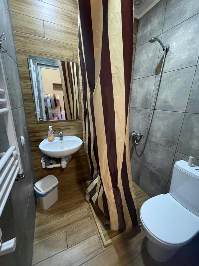 Hostel U Pottera Чернивци Екстериор снимка
